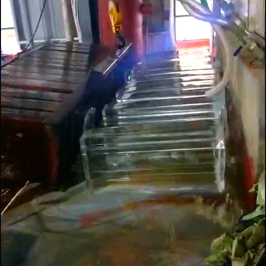 上海降温冰块配送服务，品质优效率高保障清凉