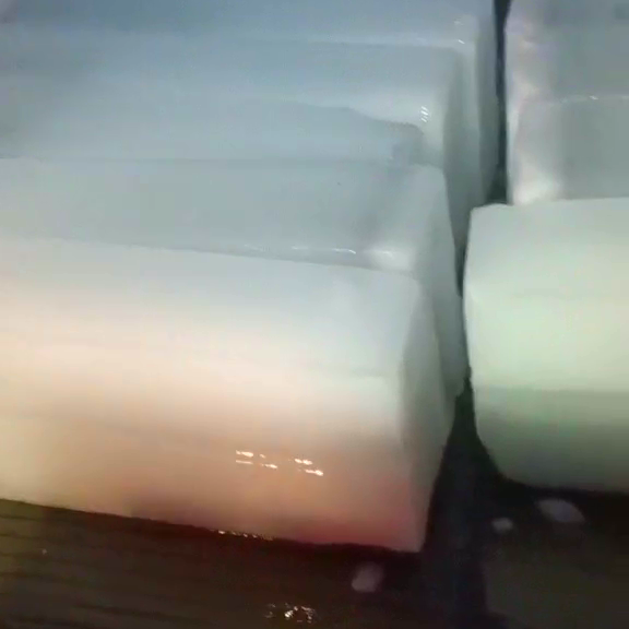 在上海找工业冰块生产商联系方式？这些要知道