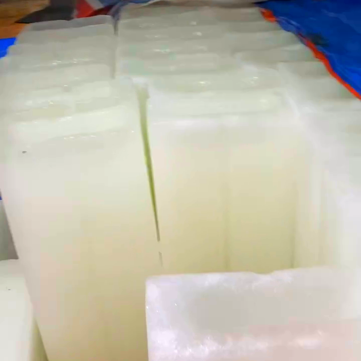 大冰块工业降温方案_车间使用大冰块降温_南昌夏季车间降温大冰块