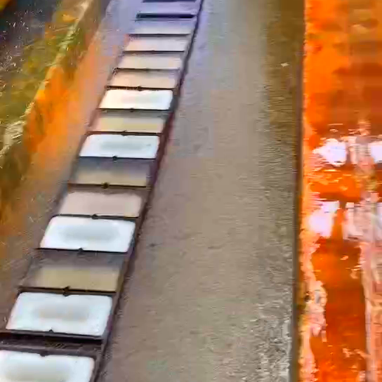 核实长沙食用冰块生产资质_寻找长沙正规食用冰块厂电话_长沙食用冰块厂电话