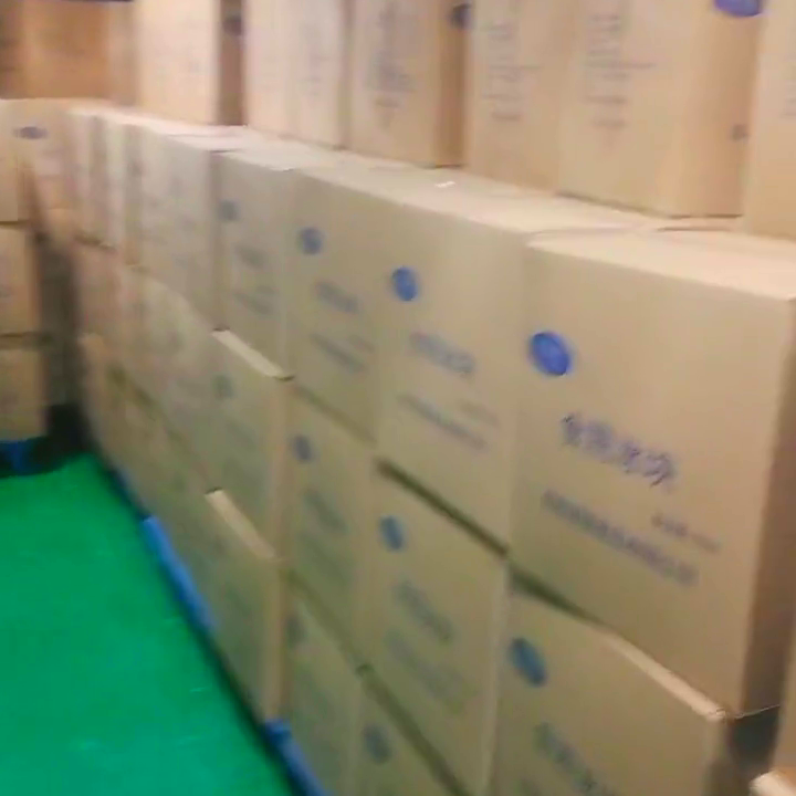 上海工厂室内高温催生冰块销售热潮，需求大增及市场转变详述